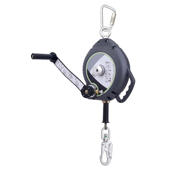 Retractable fall arrestor 20 m with rescue winch